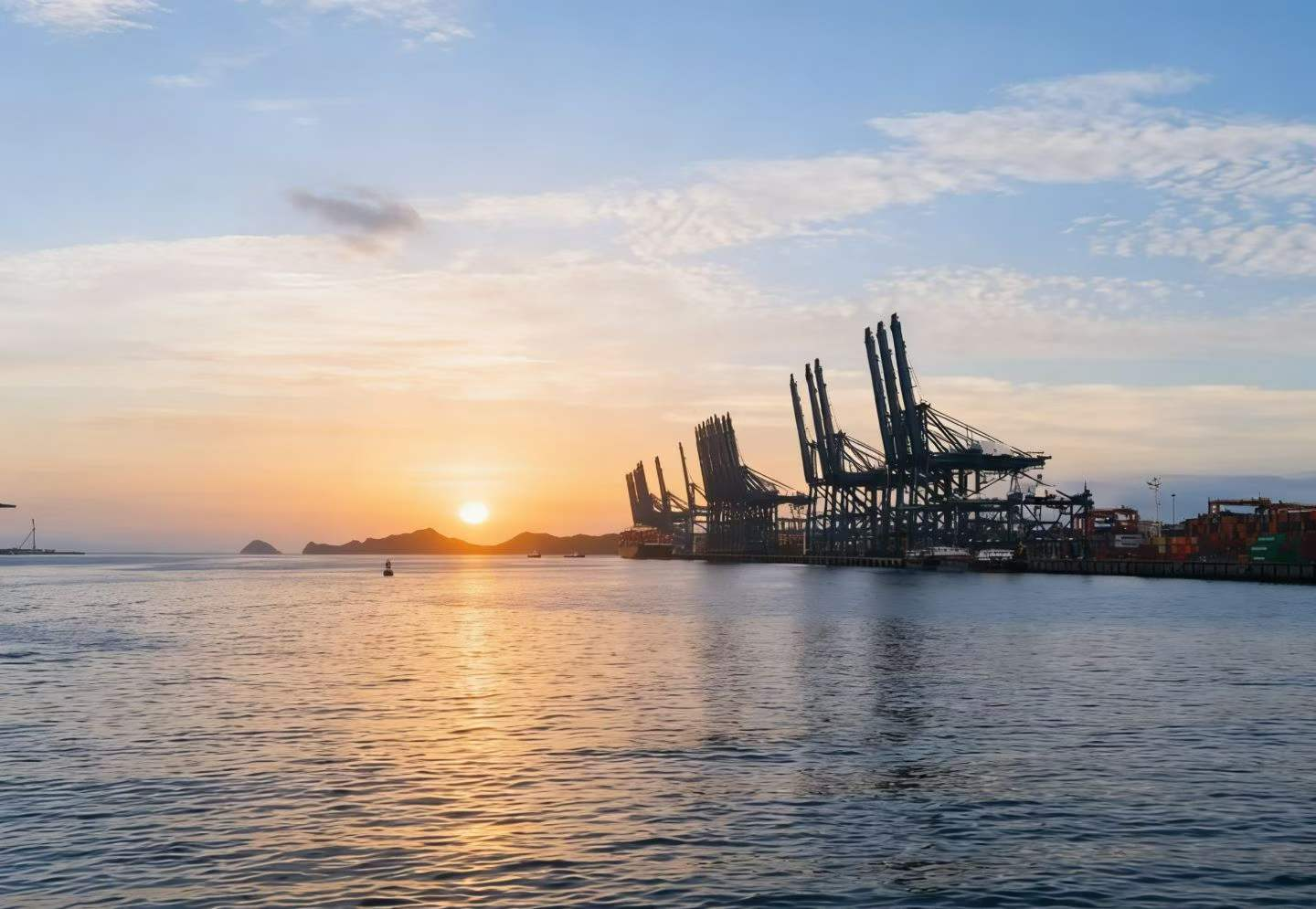 j9游戏物流国内内贸海运货代公司选择指南：六大主题身分助您决策